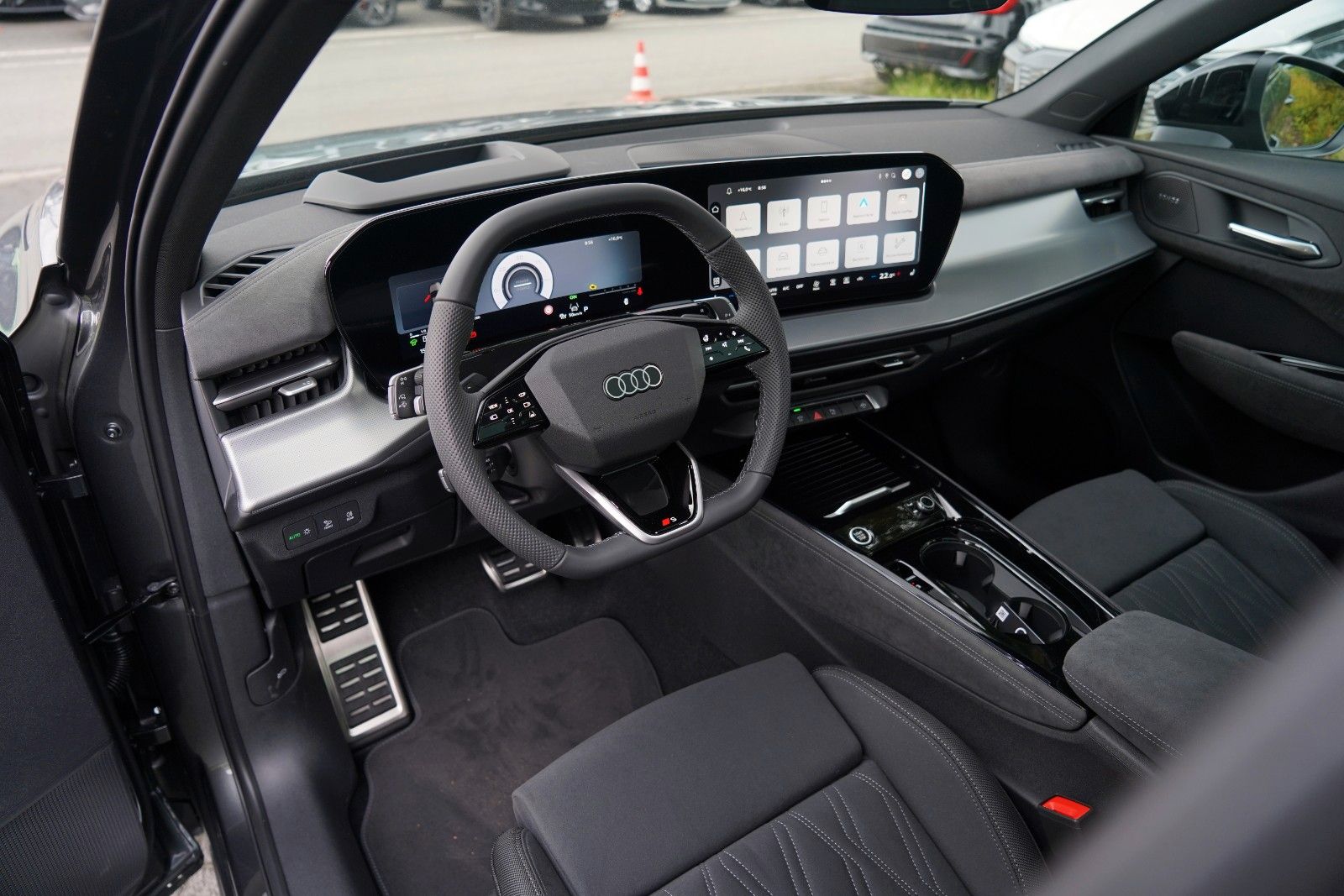 Audi Q3 SUV e-hybrid AHK S-LINE PANO TECH PRO MATRIX foto 10