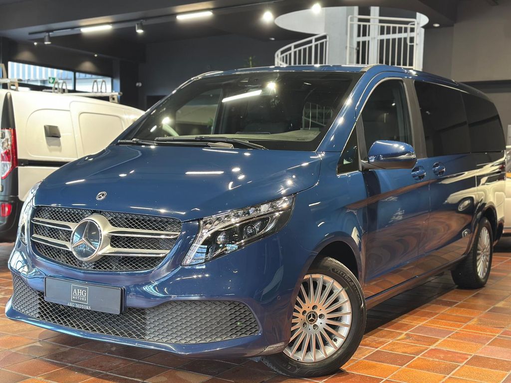 Image of Mercedes-Benz V 220