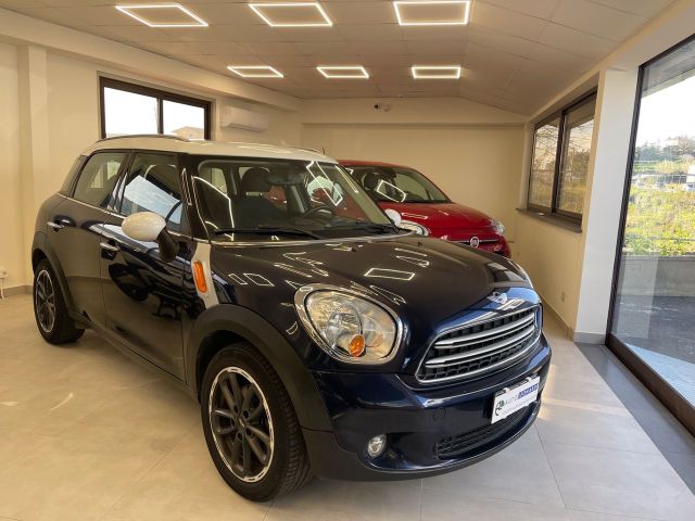 MINI COOPER_D_COUNTRYMAN