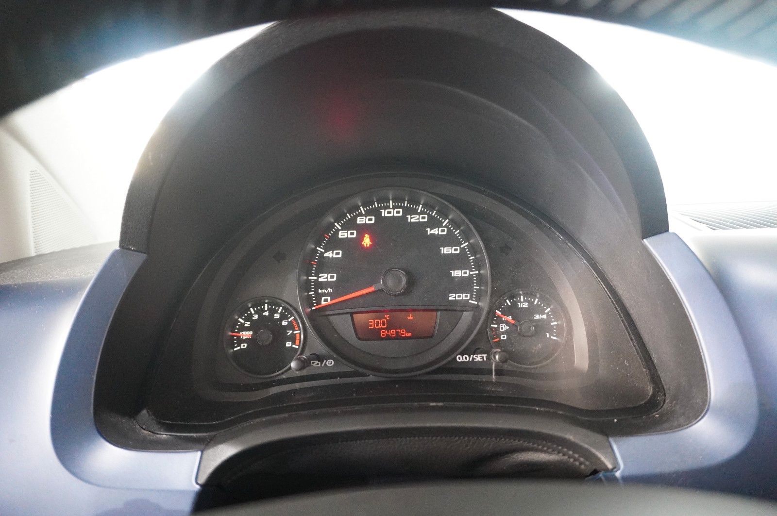 Fahrzeugabbildung SEAT Mii 1.0 CONNECT 5-TÜR NAVI/SPORT/SHZ/PANO./PDC