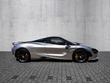 صورة 2 لـ 2024 Mclaren 750S