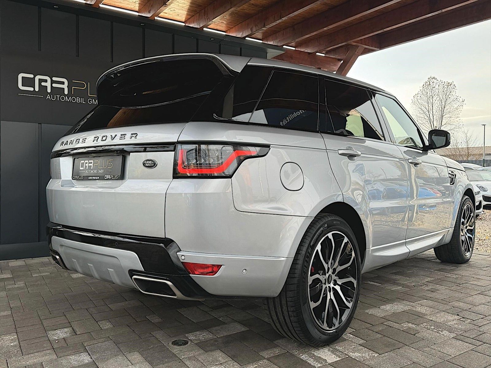 Fahrzeugabbildung Land Rover Range Rover Sport 4.4 V8 HSE Dynamic *360*ACC*