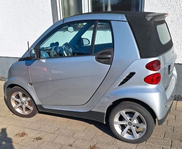 Smart fortwo 451 Turbo Cabrio HU 01/26