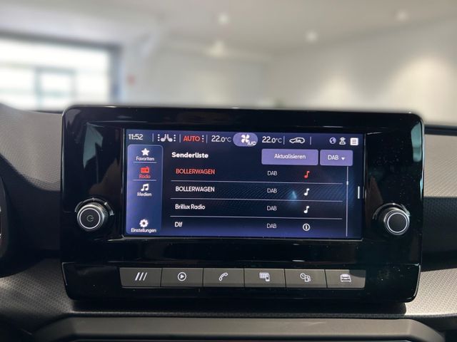 Leon Sportstourer Style 2.0 TDI AHK LED FullLink