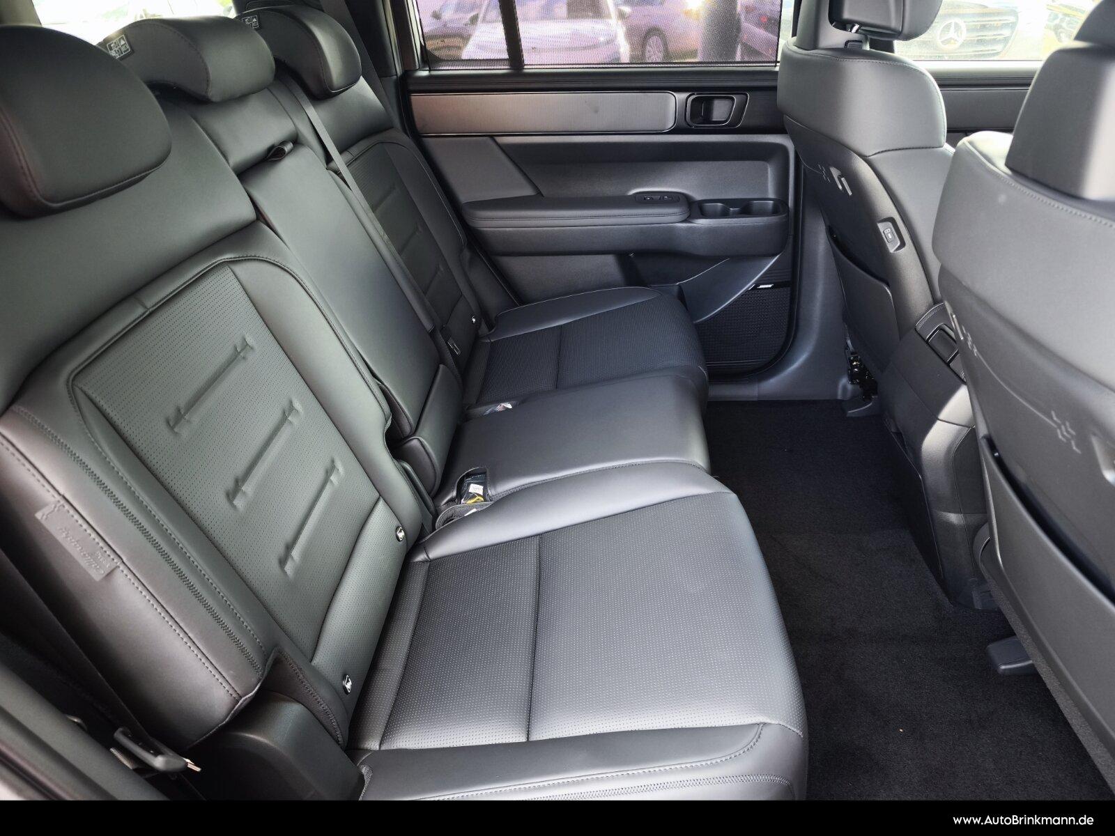 Hyundai Santa Fe 1.6T-GDI Blackline HEV 5-Sitzer Navi