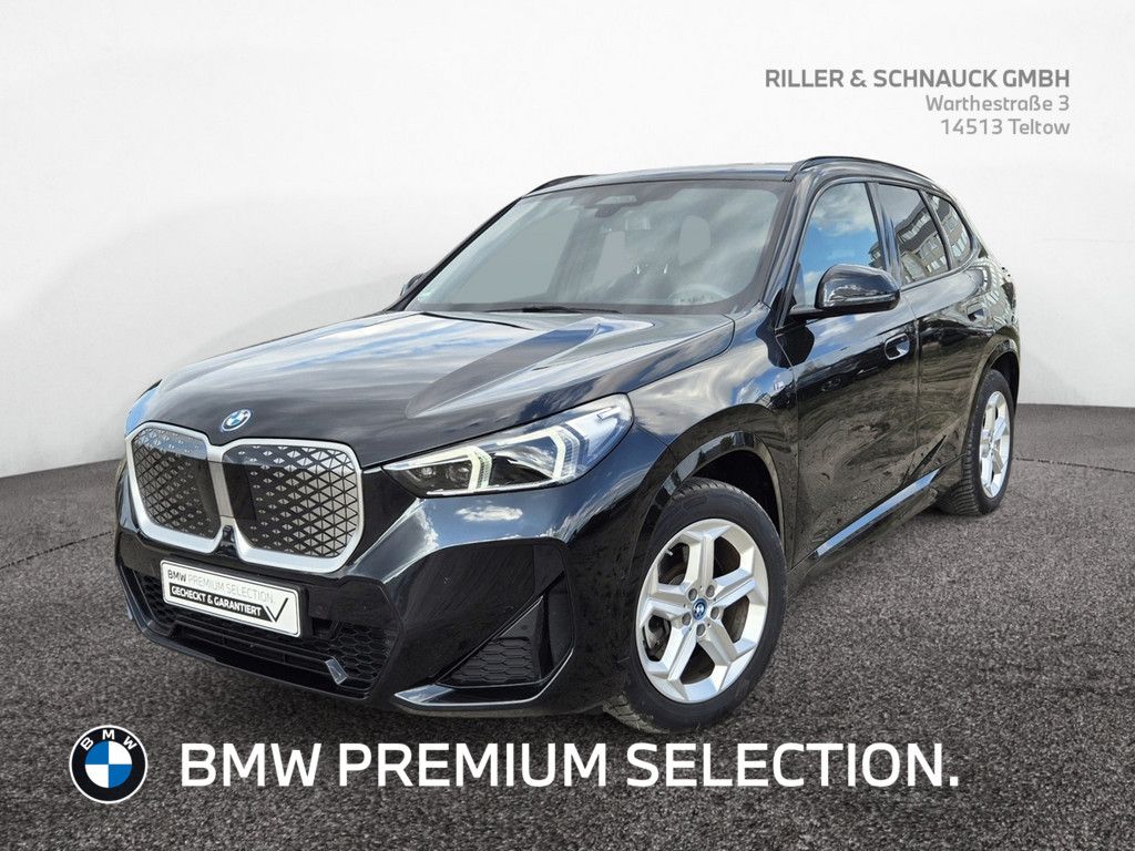 BMW iX1 xDrive30 M-Sport PANO AHK HUD ACC 360°KAM foto 1