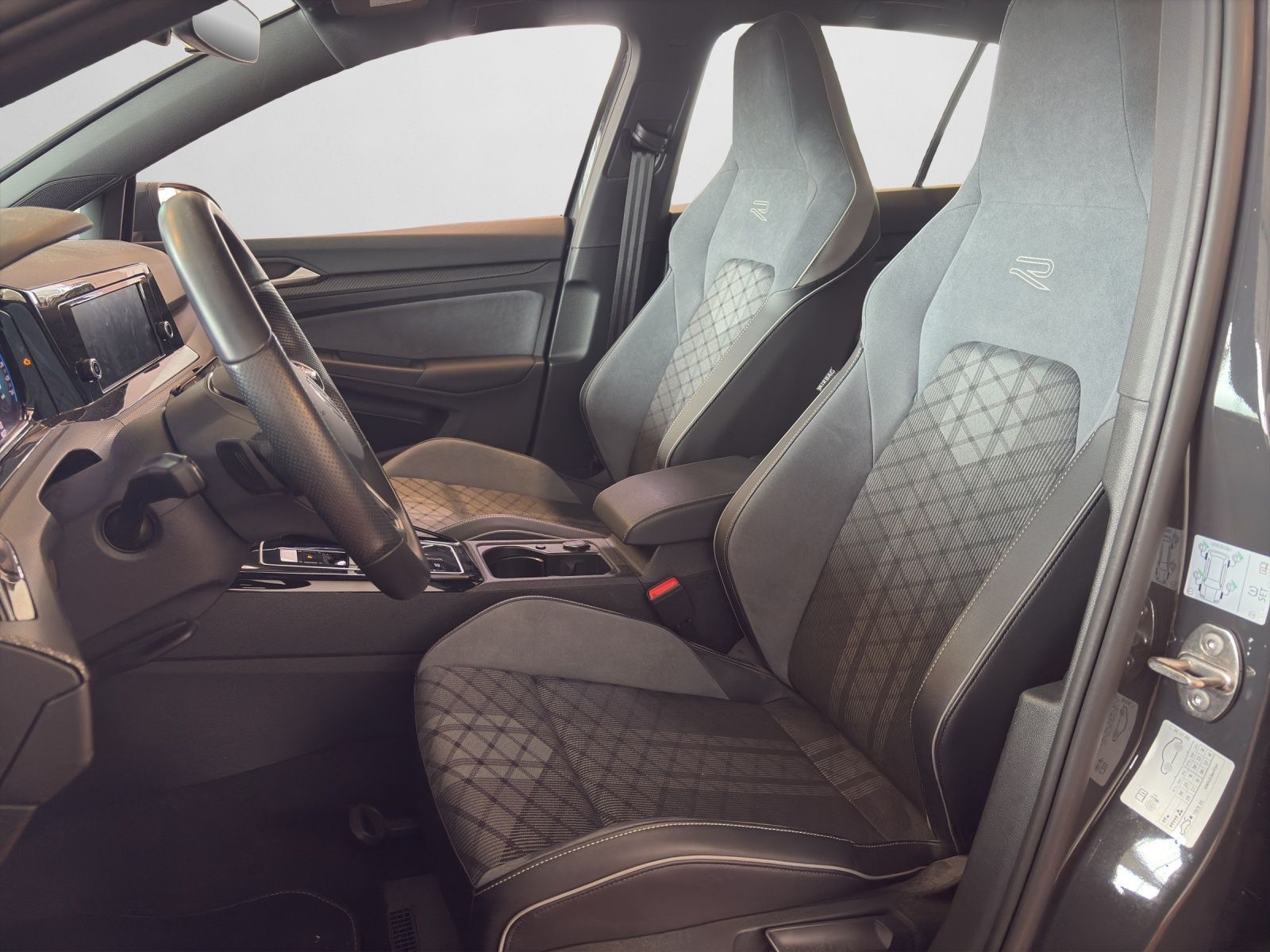 Volkswagen Golf - Bild 13