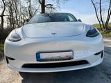 Tesla Model Y Long Range AWD / Boost / Garantie - Tesla Model Y: Von Privat