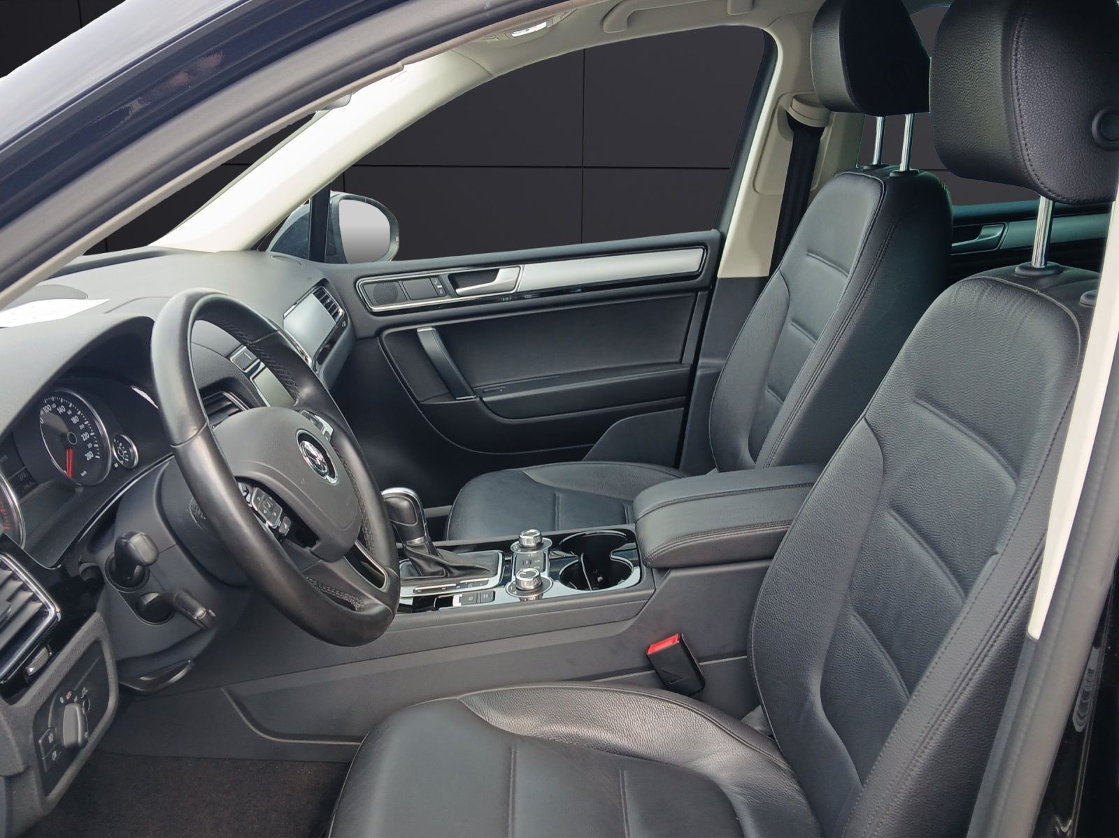 Fahrzeugabbildung Volkswagen Touareg TDI R-Line Terrain Tech 4M Xenon Navi AH