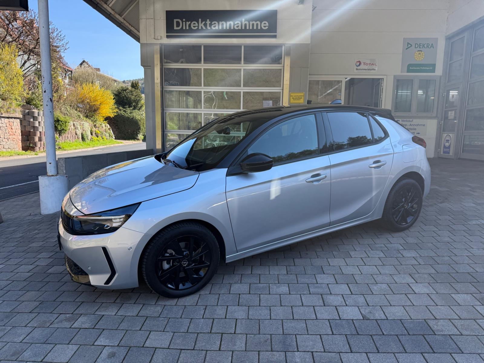 Opel Corsa F 1,2 GS 100 PS