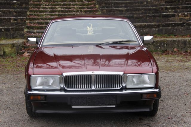 Jaguar XJ40 Soverein mit 2 Jahre Garantie H-Zulassung