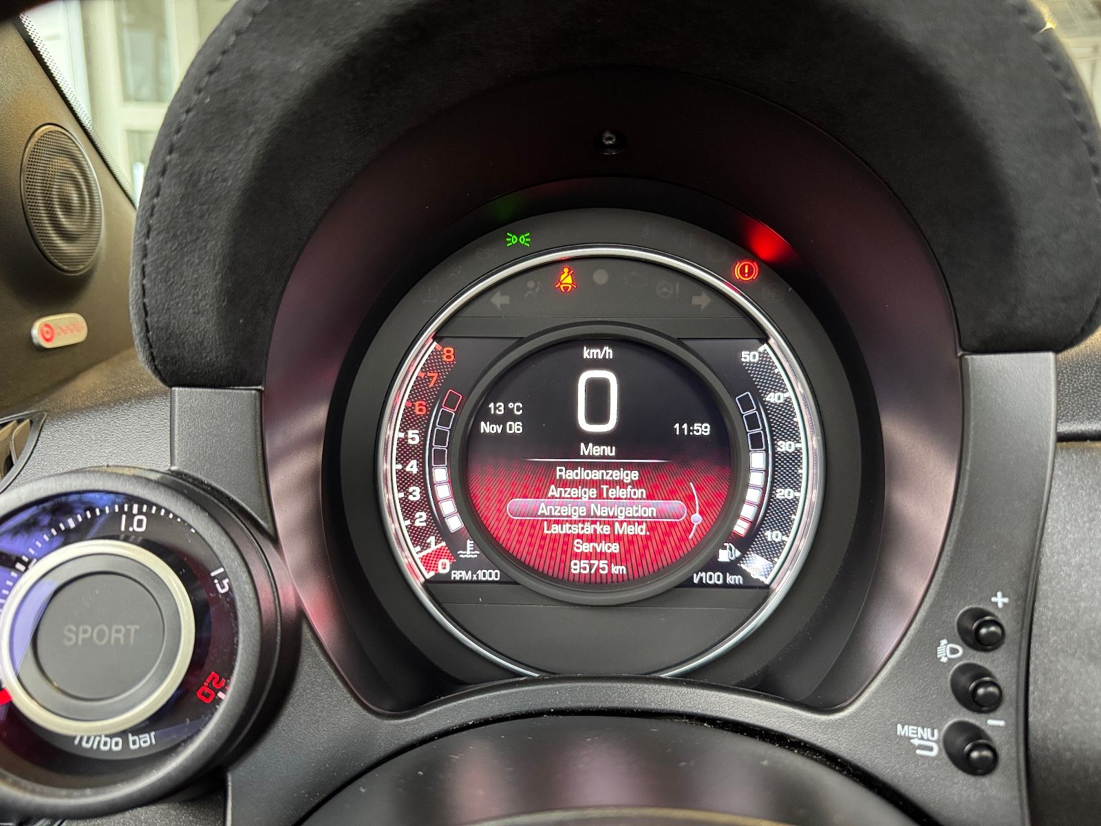 Fahrzeugabbildung Abarth 695C BEATS NAV DAB PDC ALU