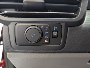 Ford Tourneo Custom 2.0 EcoBlue L1 Titanium