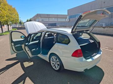 BMW 318 - 9