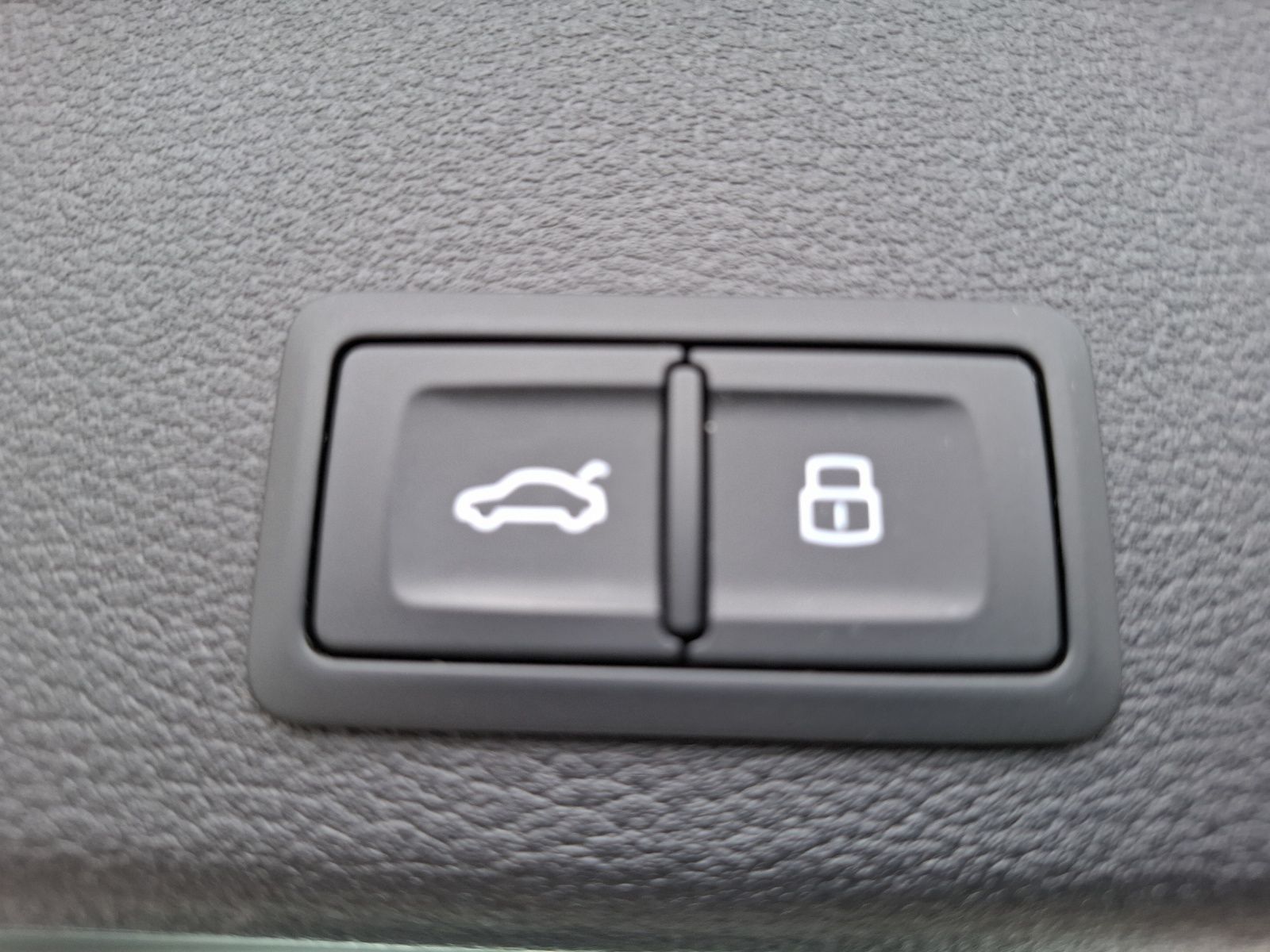Fahrzeugabbildung Audi A4 Avant 40 TDI advanced quattro S-tronic STH Ma