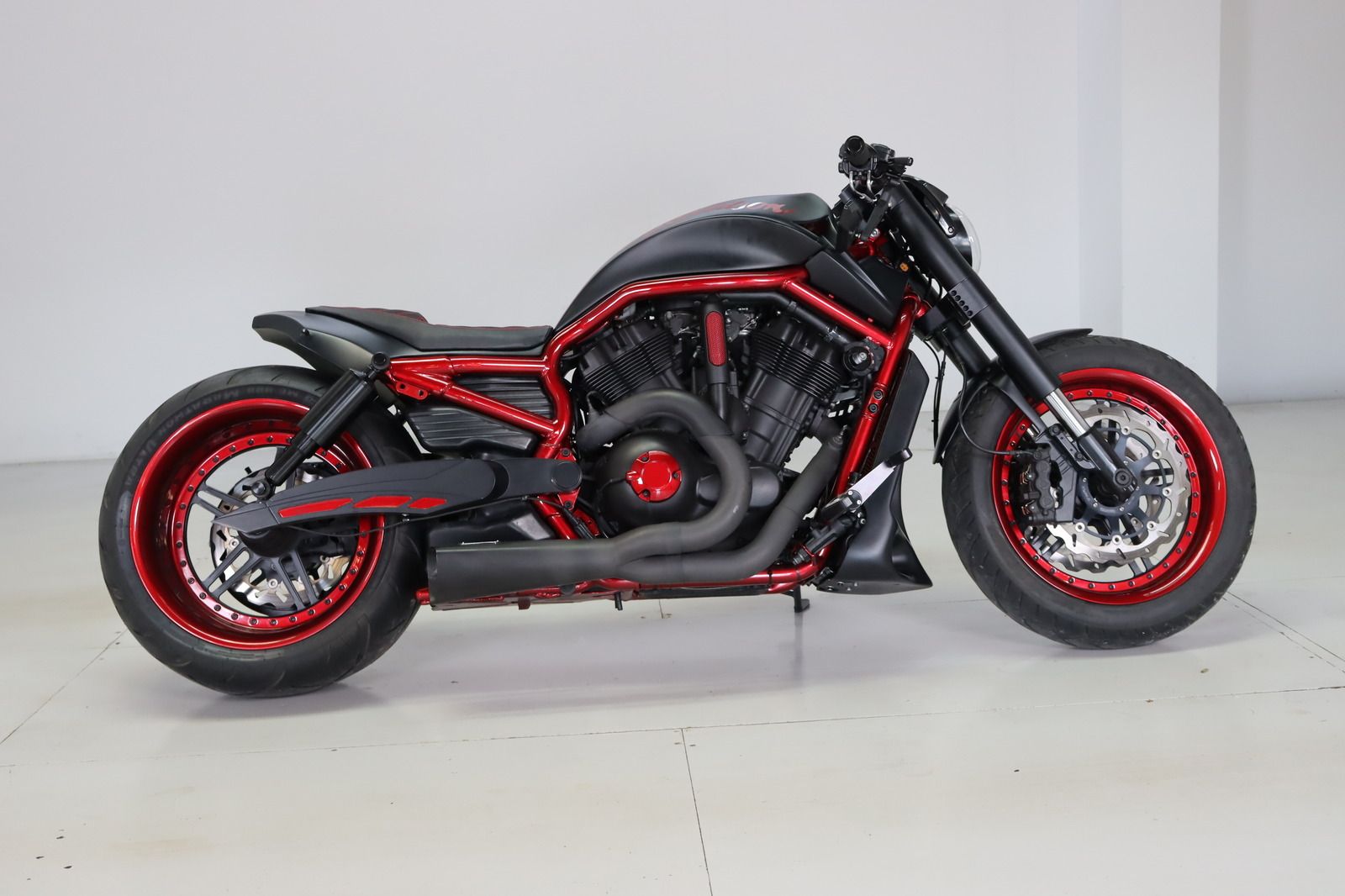 Fahrzeugabbildung Harley-Davidson VRSCD Custom Umbau No-Limit