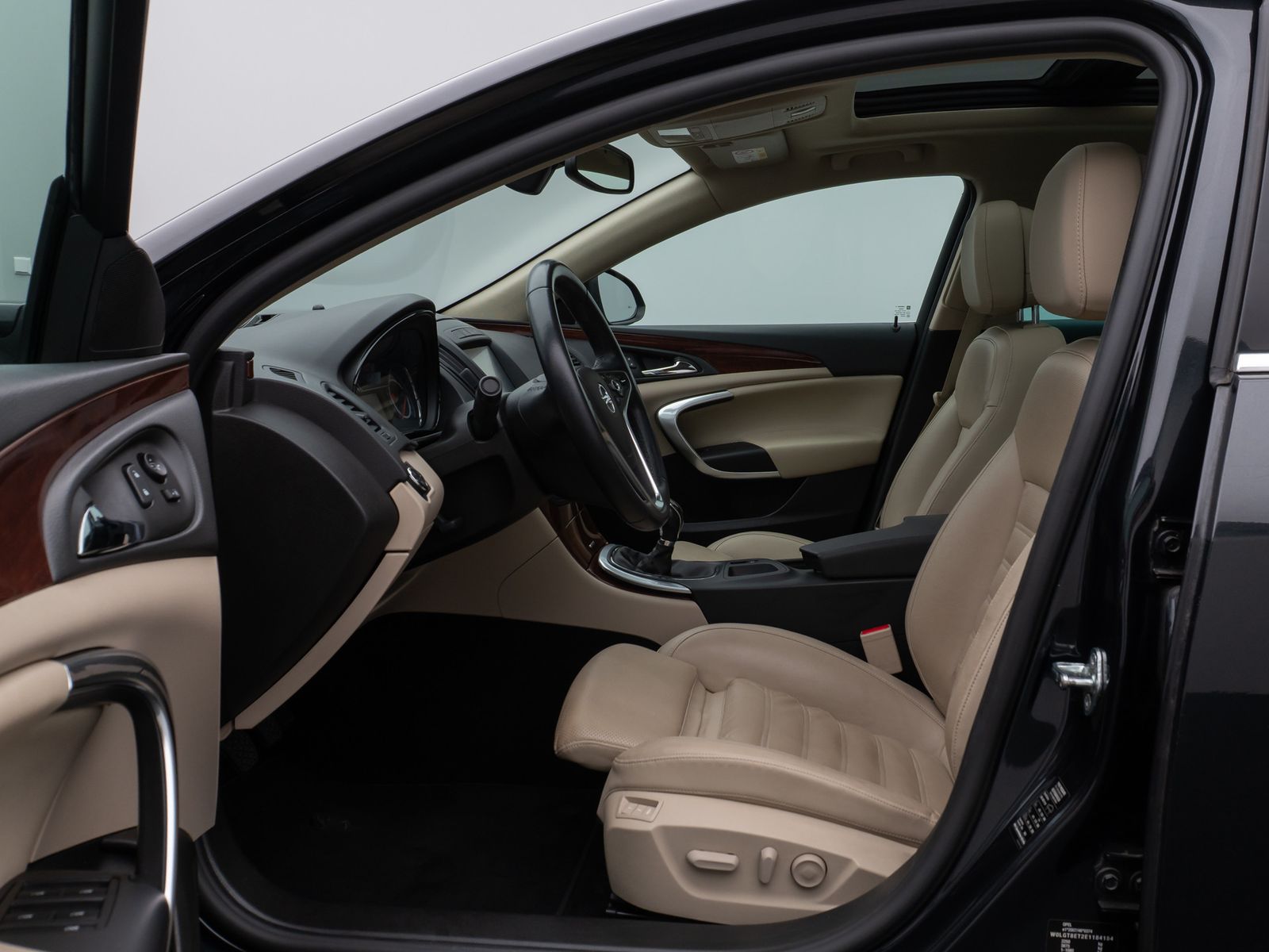 Fahrzeugabbildung Opel Insignia A Sports Innovation Panorama Kamera AHK
