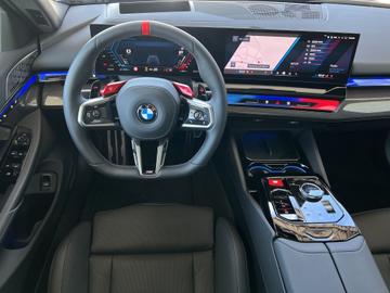 2026 BMW M5 — миниатюра 18