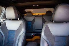 BMW M440i xDrive Coupe*HUD*SHD*PDC*SHZ*LED*18"*