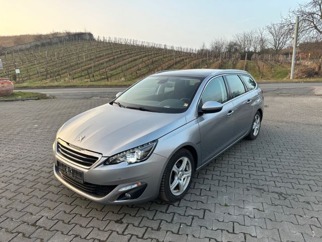 Peugeot 308 SW Allure AUTOMATIK PANORAMA 1 HAND EURO 6