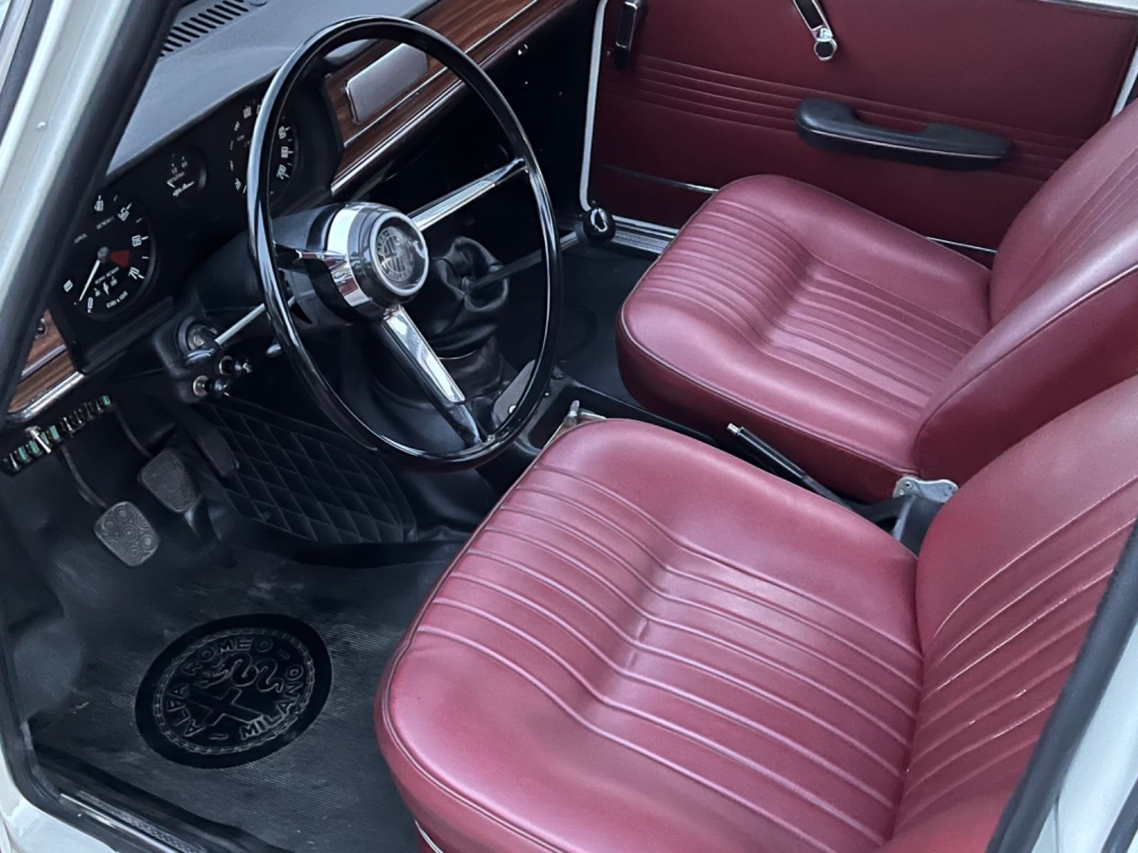 ALFA ROMEO Giulia 8