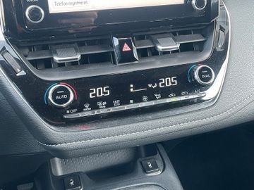 Toyota Corolla 1.2T Comfort *CAM*DAB*SHZ*TEL* ALU