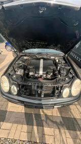 Mercedes-Benz Mercedes E320 W211 - Mercedes-Benz E 320: W211