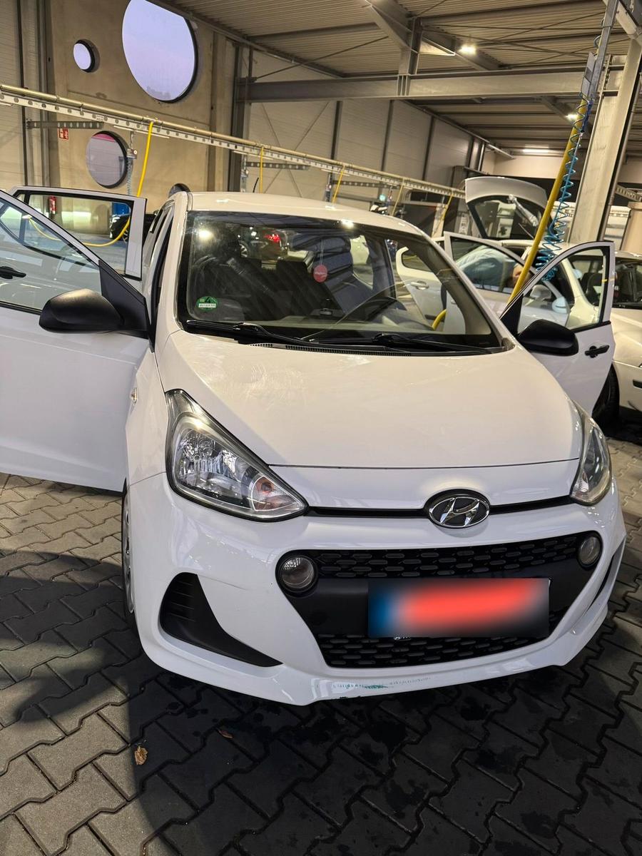 Hyundai i10
