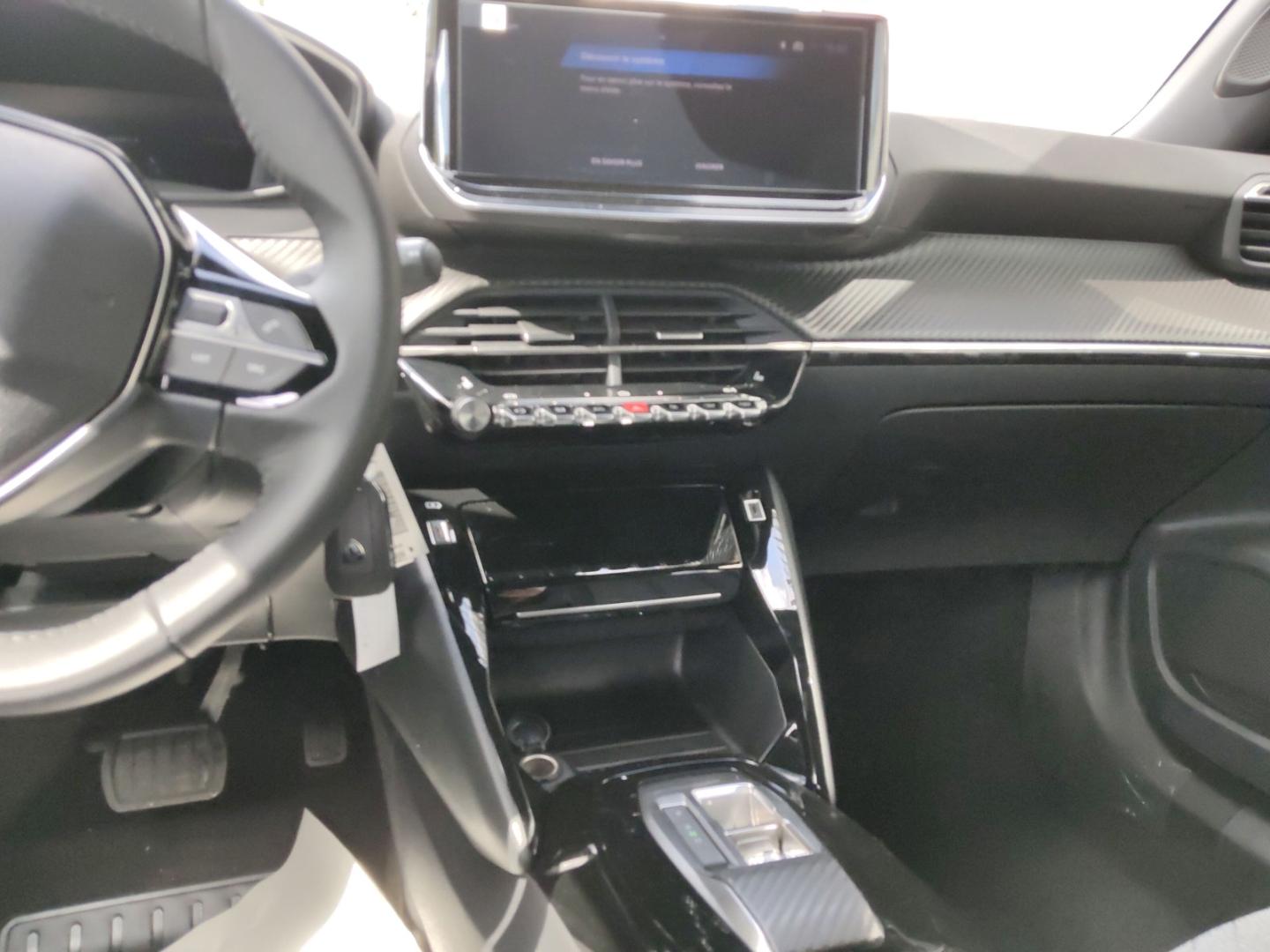Peugeot 2008 Allure Hybrid 81kW AT AHk-abnehmbar Navi Gr