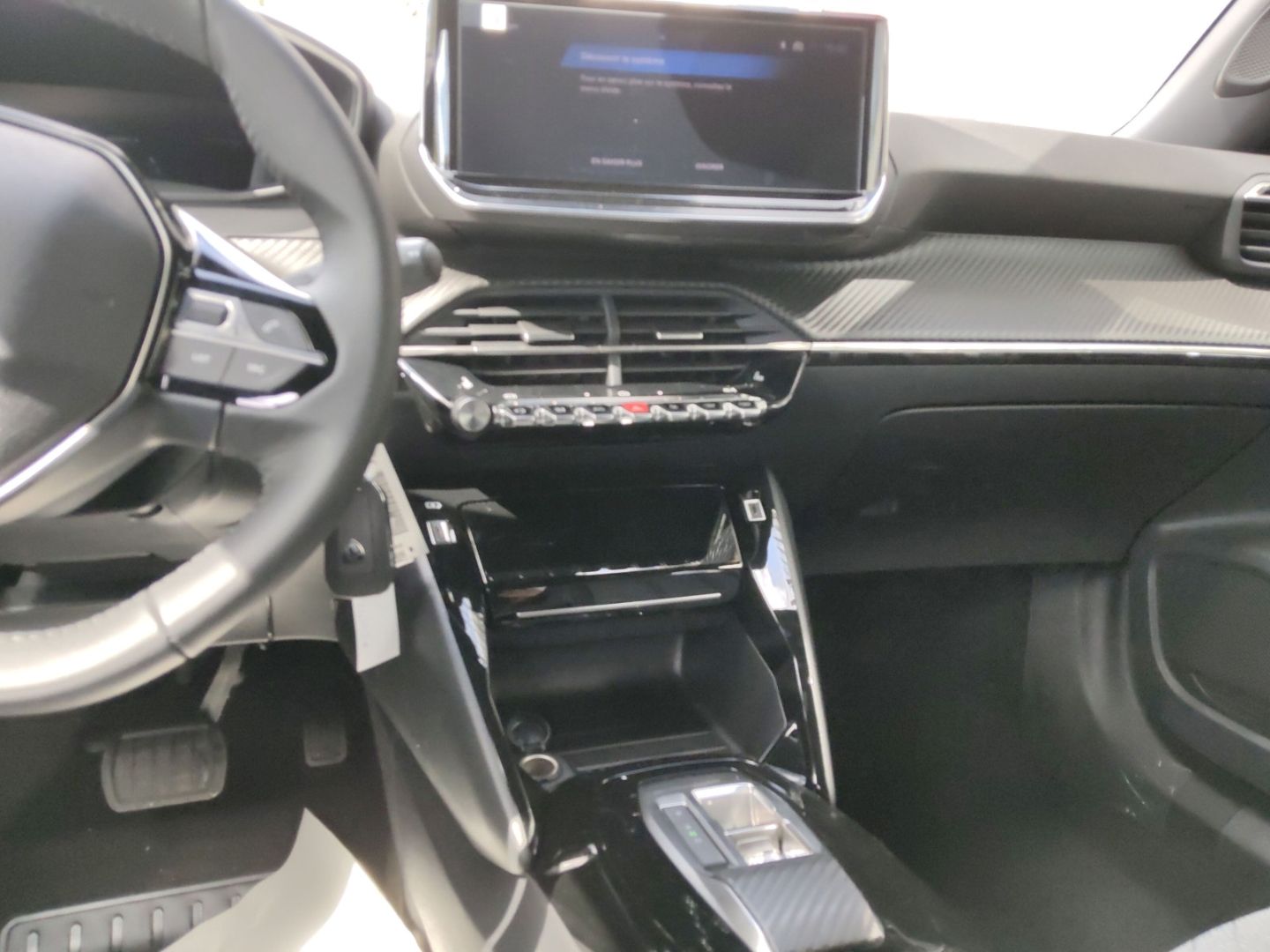 Peugeot 2008 - Bild 11