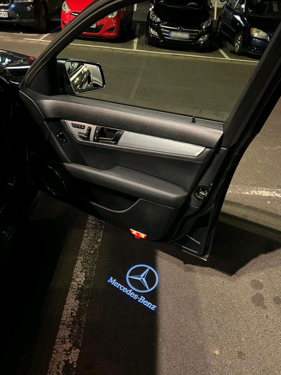 Mercedes-Benz C230 2009 — photo 11