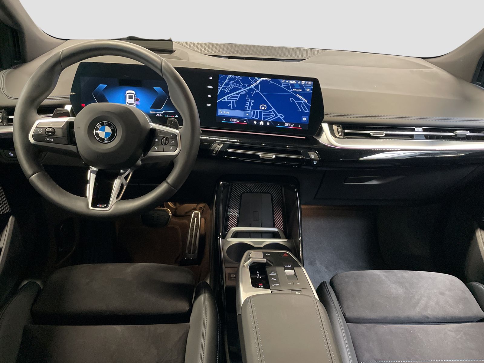 BMW 223 Active Tourer - Bild 12