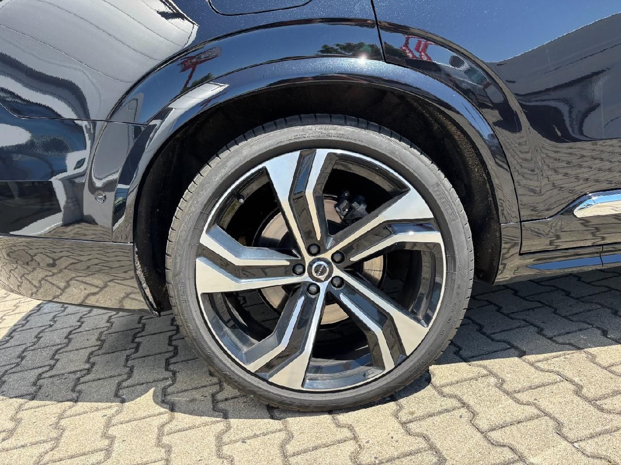 Fahrzeugabbildung Volvo XC90 Ultimate Bright AWD