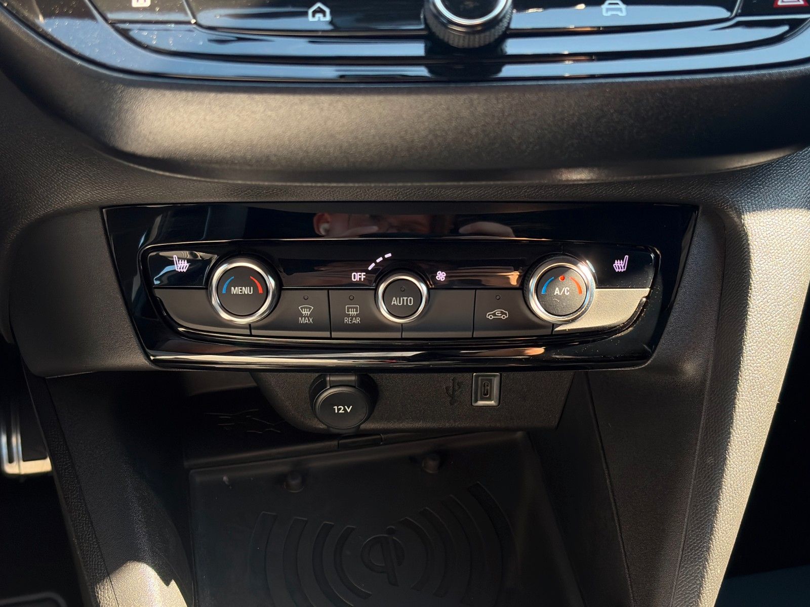 Fahrzeugabbildung Opel Corsa F GS 1.2 Turbo LHZ CAM LED CAM CarPlay