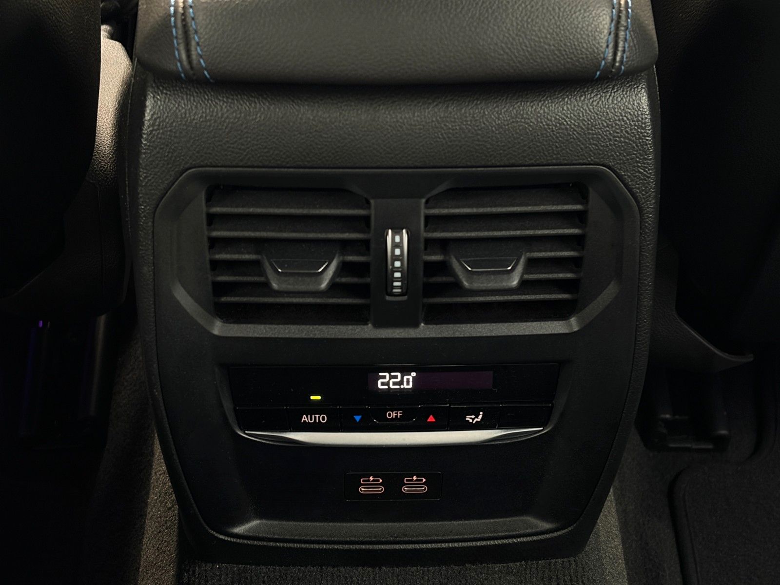 Fahrzeugabbildung BMW 420i Cabrio G23 M Sport Leder Memory CAM HiFi