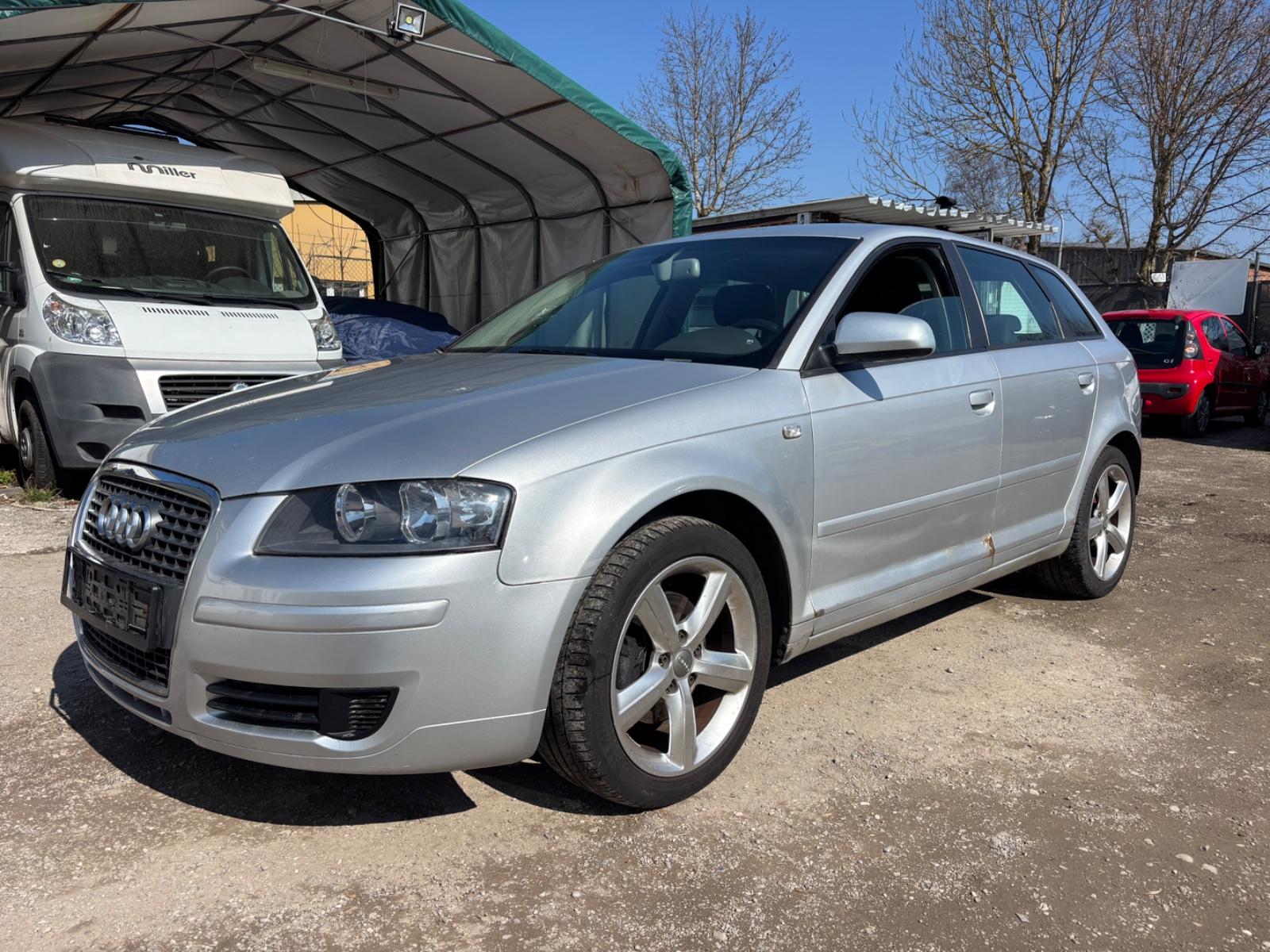 Audi A3 Sportback 1.8 TFSI Attraction Automatik