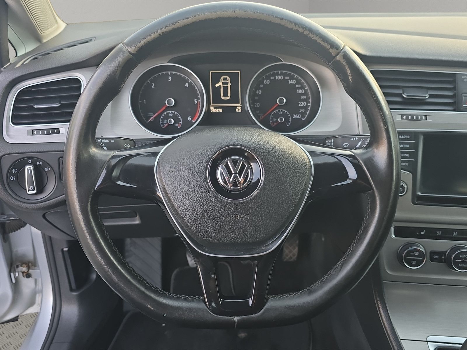 Fahrzeugabbildung Volkswagen Golf VII Variant 2.0 TDI Comfortline