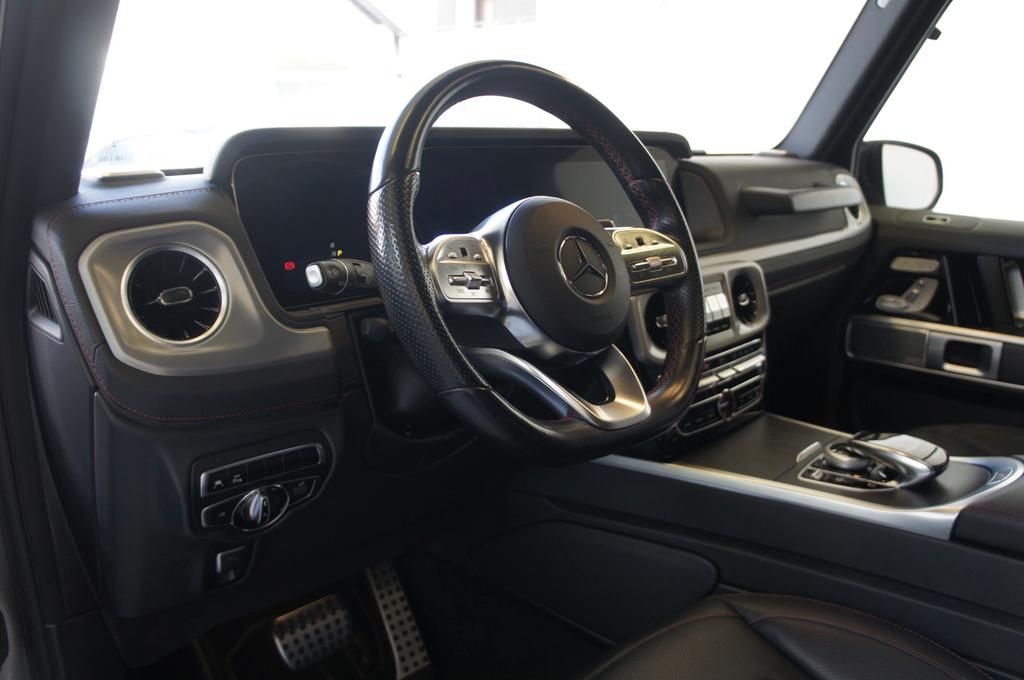 Mercedes-Benz G 400