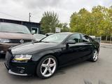 Audi A4 Lim. Attraction 120TKM/KLIMA/SHZ/8-FACH/ALU/ - Audi A4: K8
