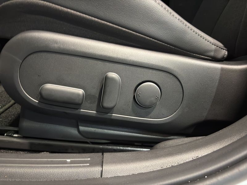 Fahrzeugabbildung Hyundai IONIQ 5 Techniq NAVI LED KAMERA TEMPO LKRDHZG