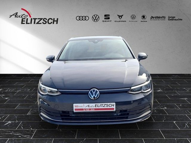 Fahrzeugabbildung Volkswagen Golf VIII TSI Move Climatronic AID RFK SH LM