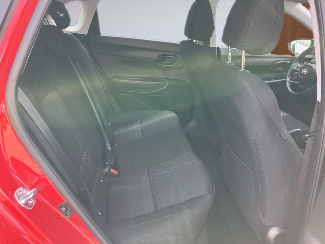 Fahrzeugabbildung Hyundai i20 TREND DynLicht Kam. LM Navi PDC SHZ SpurH