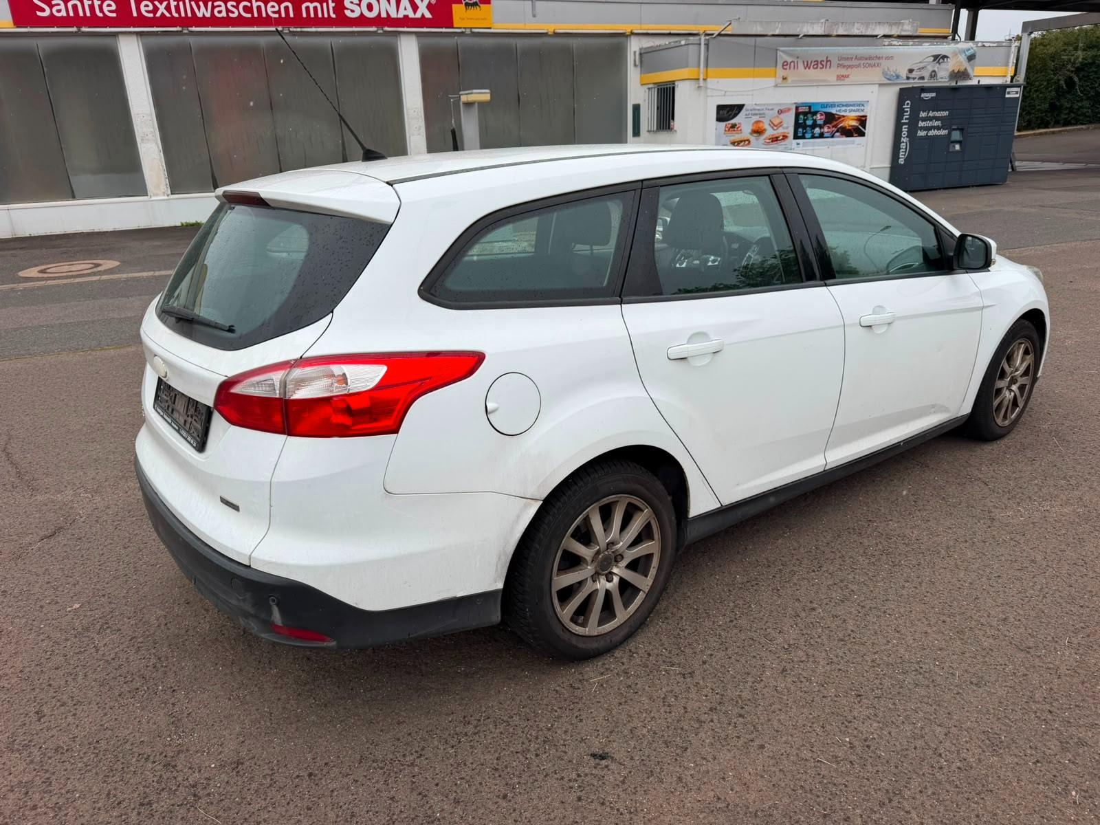 Ford Focus 2013 — photo 7