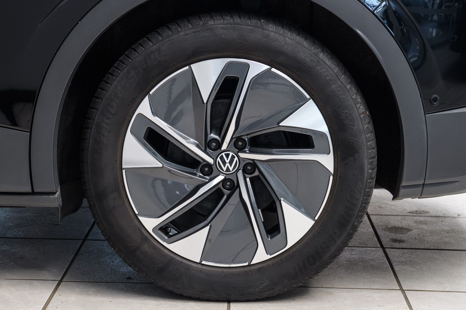 Fahrzeugabbildung Volkswagen ID.4 Pure Performance LED+360°KAM+KEYLESS+E-HECK