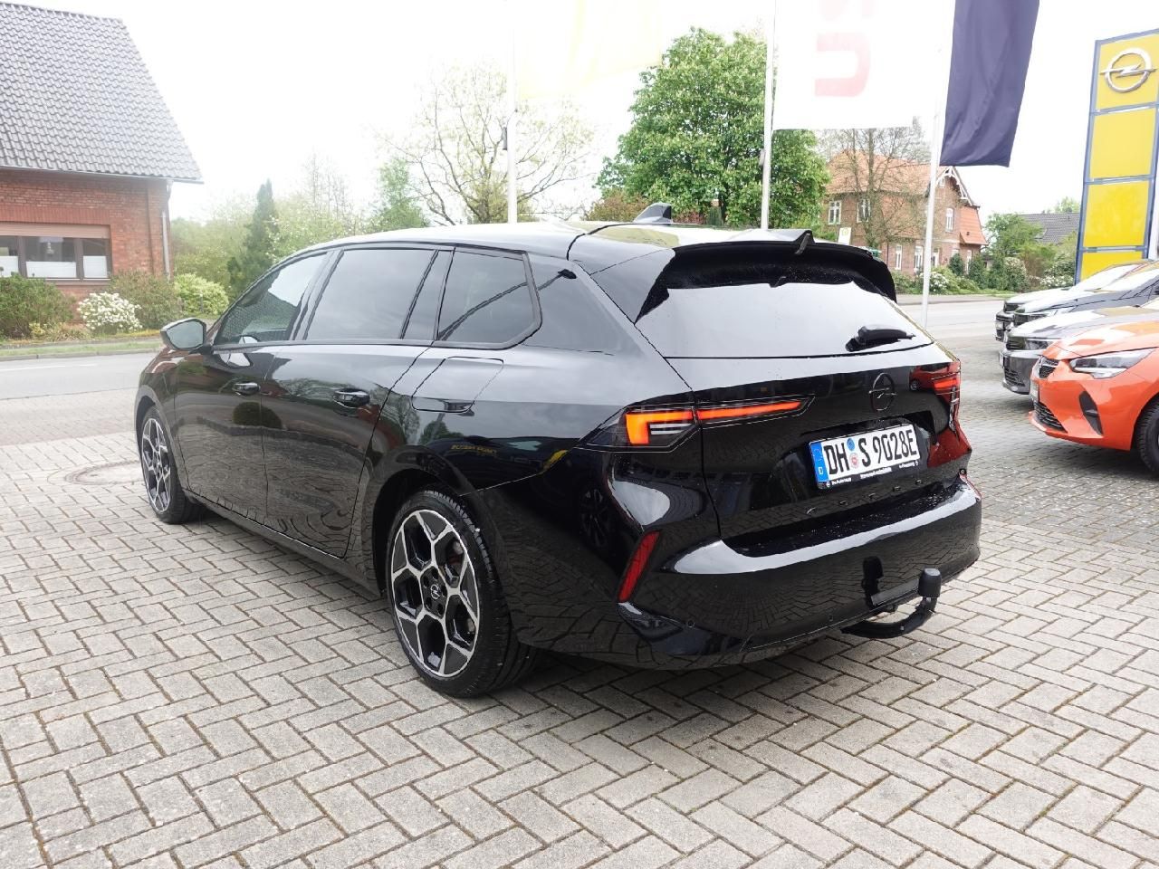 Fahrzeugabbildung Opel Astra L Sports Tourer 1,6 GS Line Plug-in-Hybrid