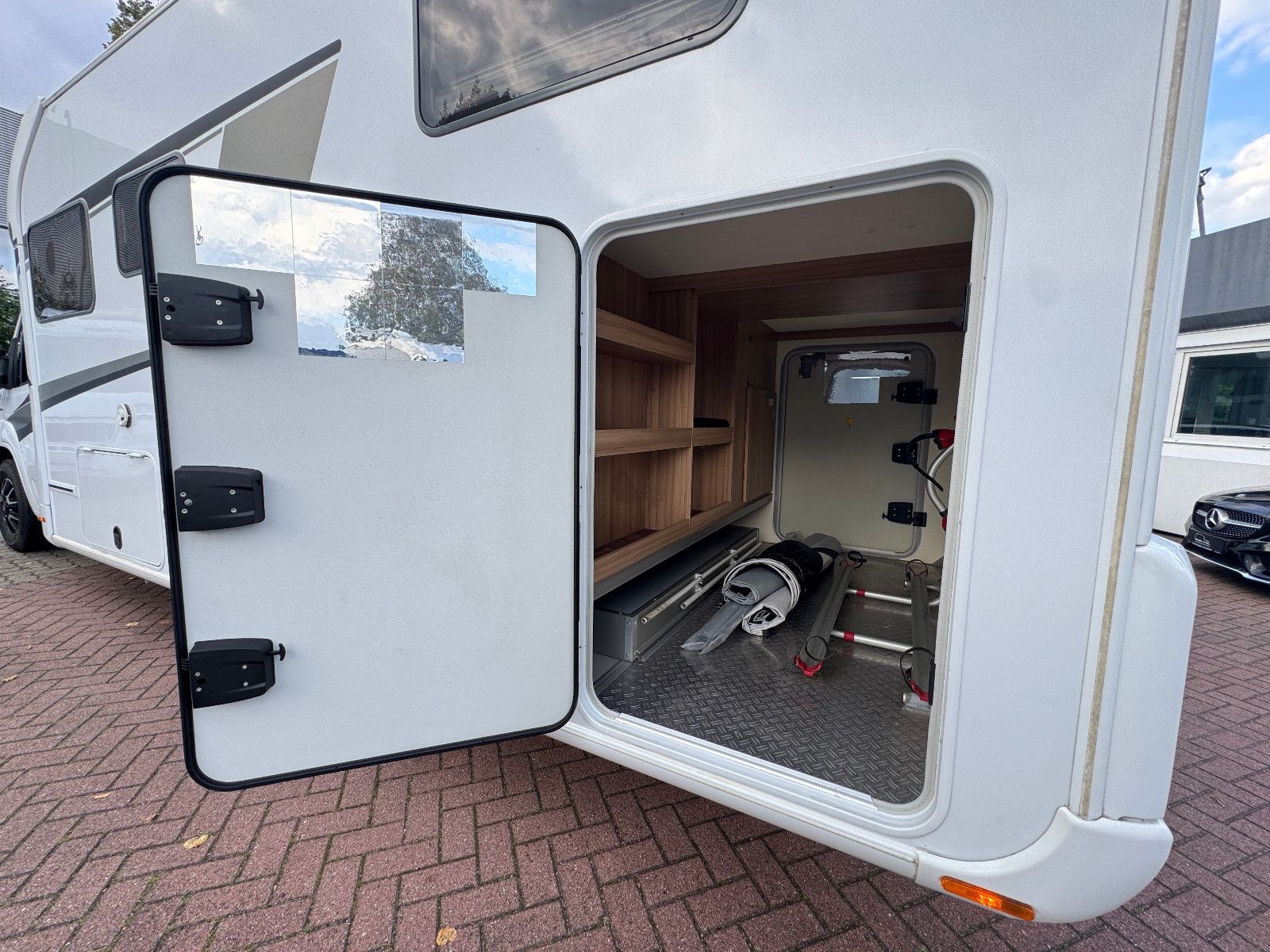 Fahrzeugabbildung Knaus SUN TI 700 MEG PLATINUM SELECTION FIAT 1.HAND