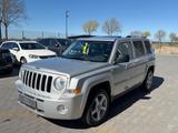 Jeep Patriot Limited 2.2 CRD Leder Navi Tüv NEU - gebrauchte Jeep Patriot aus dem Jahr 2011