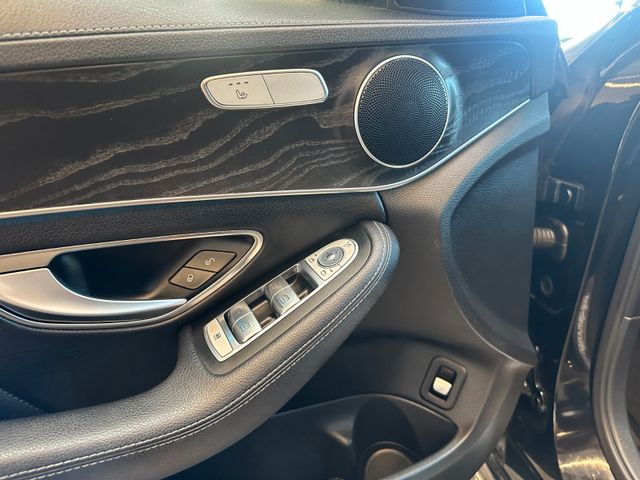 Mercedes-Benz C 200 C Limousine *AMG*LED*