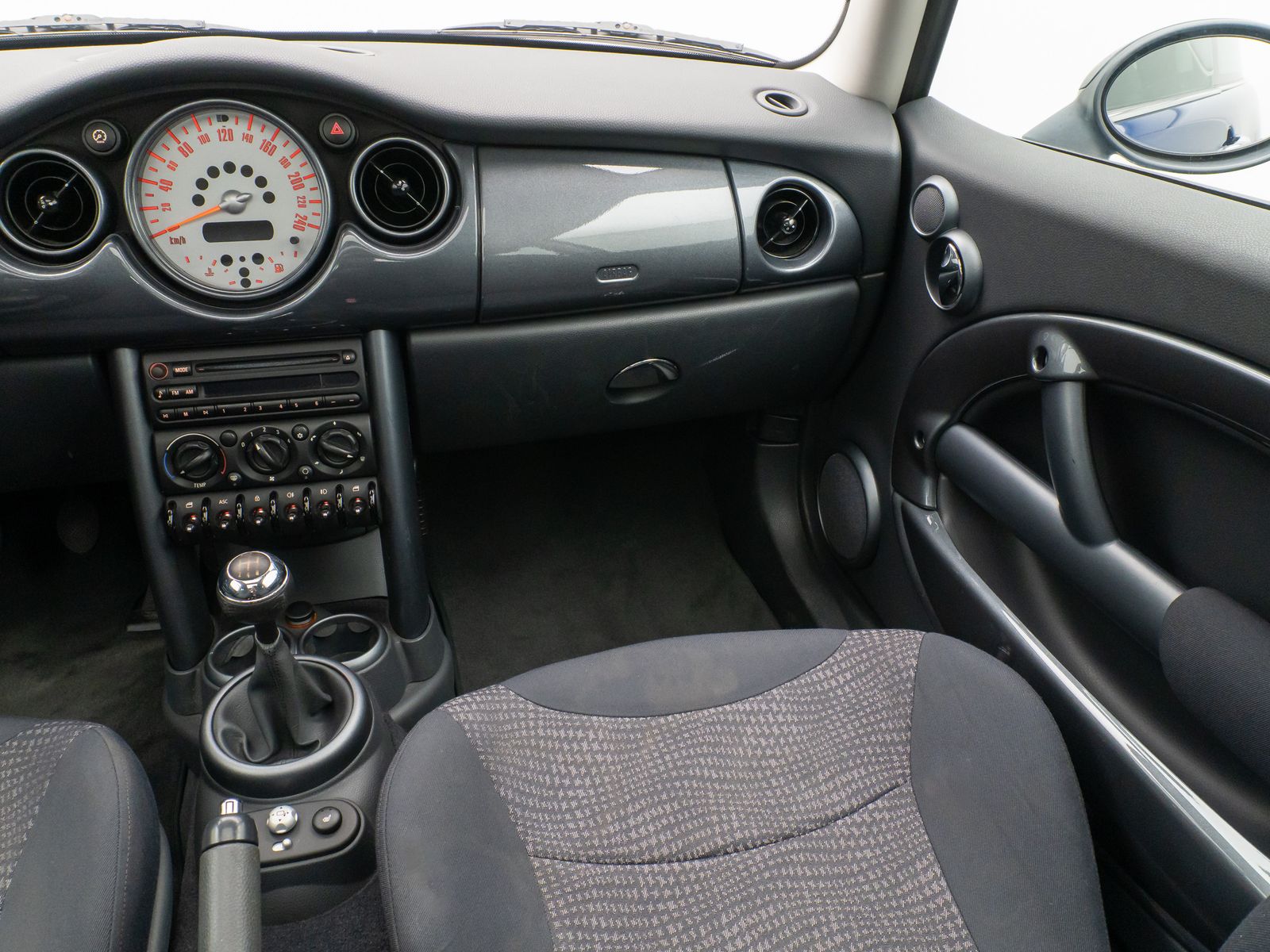 Fahrzeugabbildung MINI ONE One Xenon GSD Sport LM