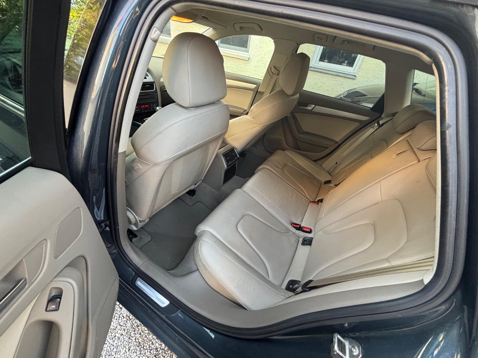 Audi A4 2008 — photo 11